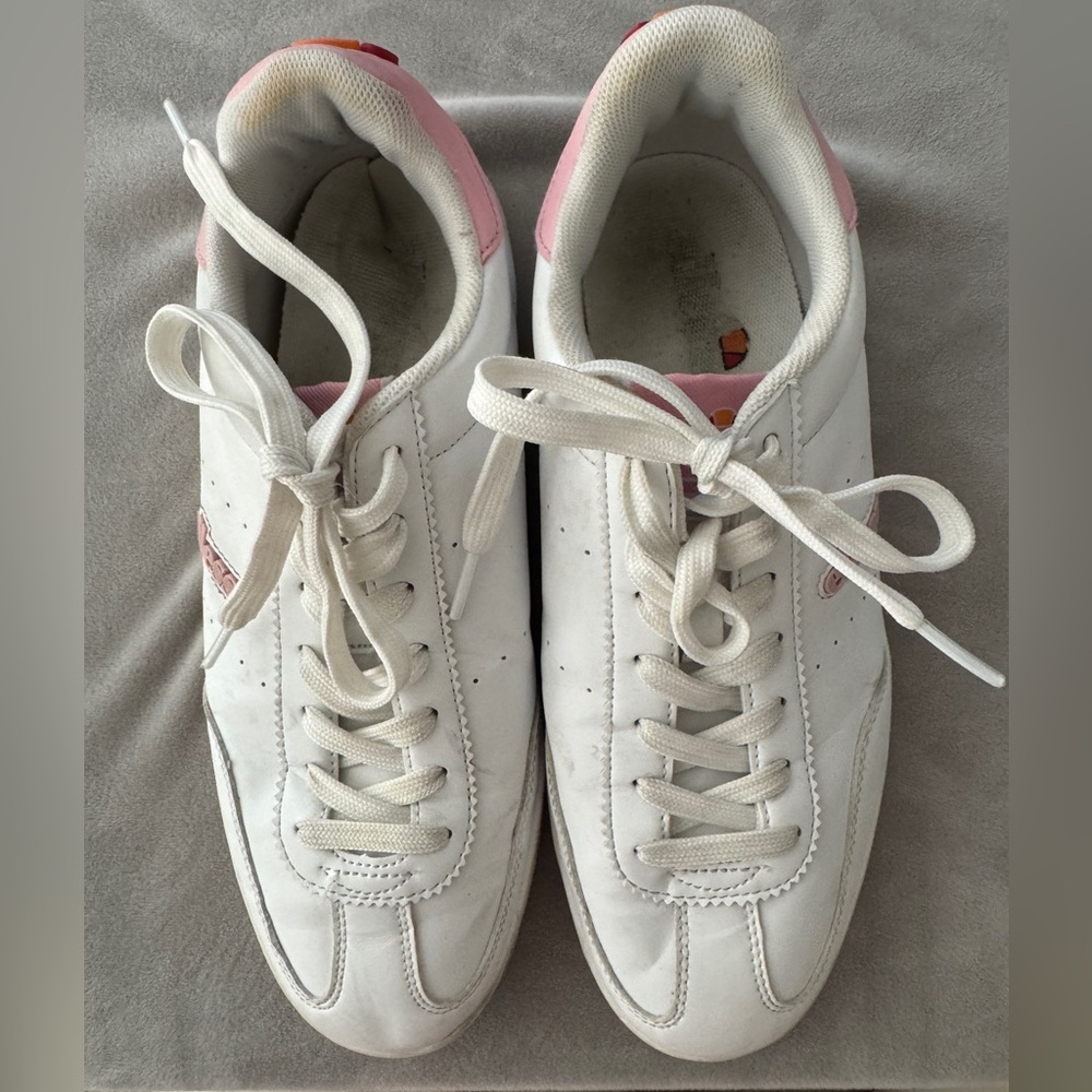 White Ellesse sneakers